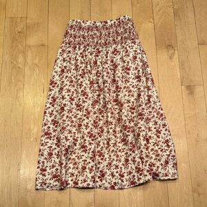 Tuckernuck Floral Red and White Women's Skirt
